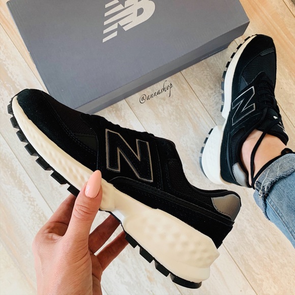 New Balance Shoes - NWT new balance 574 black